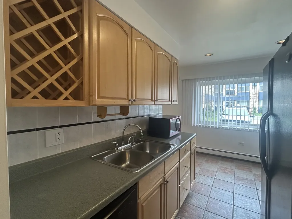8667 1/2 West Foster Avenue Chicago IL 60656