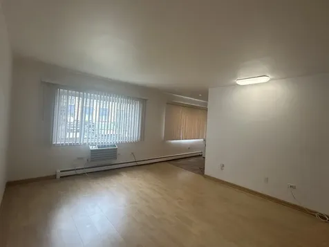 8667 1/2 West Foster Avenue Chicago IL 60656