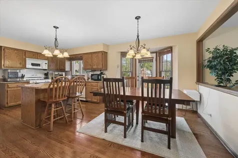 95 Winter Hill Circle Montgomery IL 60538