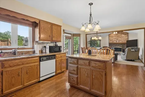 95 Winter Hill Circle Montgomery IL 60538
