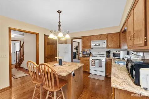 95 Winter Hill Circle Montgomery IL 60538