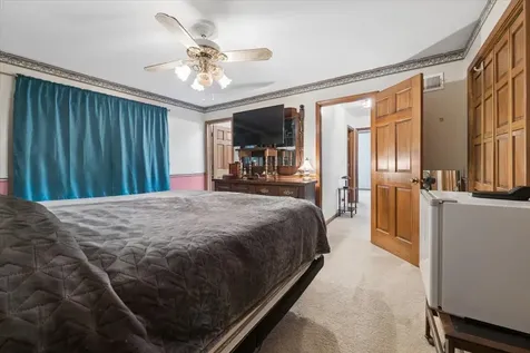 95 Winter Hill Circle Montgomery IL 60538