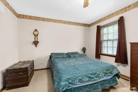 95 Winter Hill Circle Montgomery IL 60538