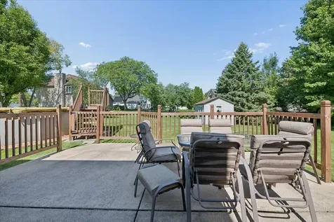 95 Winter Hill Circle Montgomery IL 60538