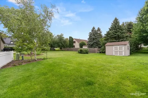 95 Winter Hill Circle Montgomery IL 60538