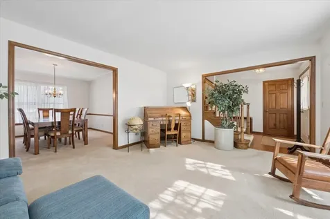 95 Winter Hill Circle Montgomery IL 60538