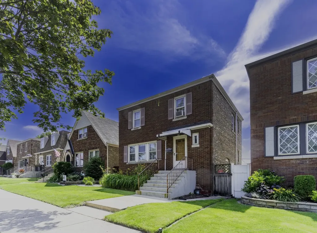 5308 South Austin Avenue Chicago IL 60638