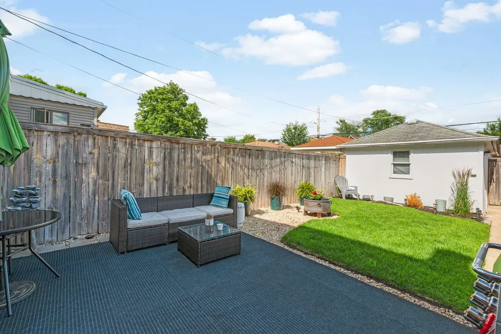 1745 North Oak Park Avenue Chicago IL 60707