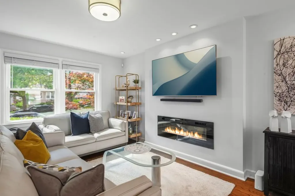 1745 North Oak Park Avenue Chicago IL 60707