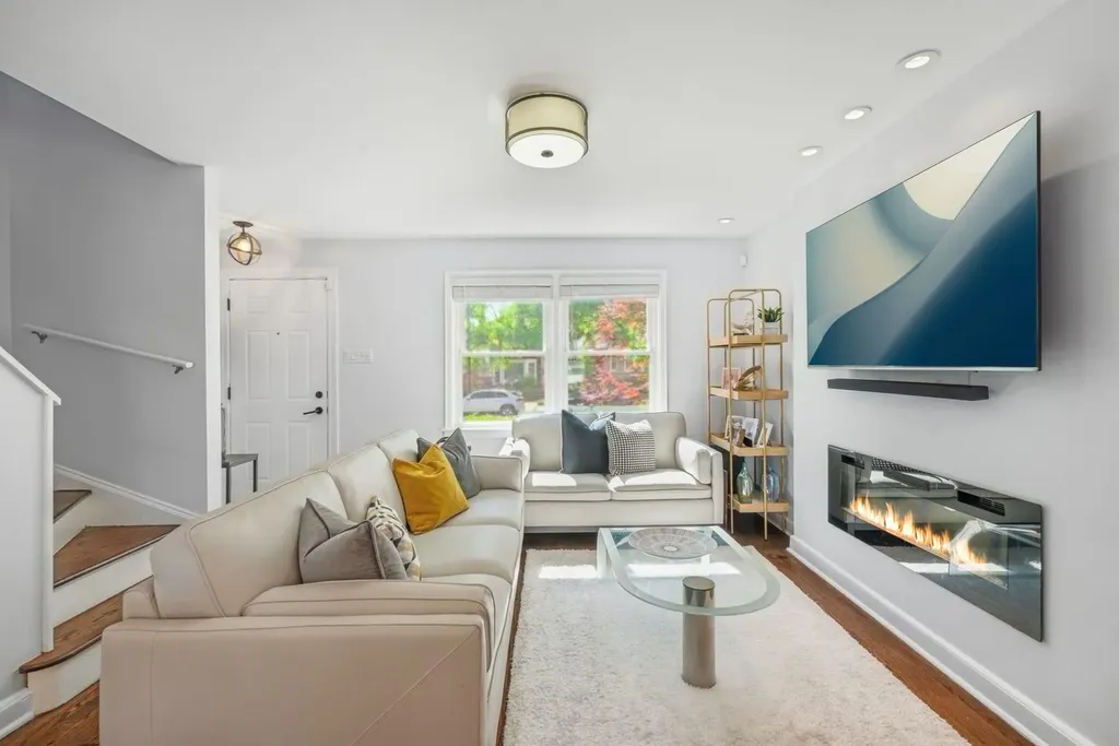 1745 North Oak Park Avenue Chicago IL 60707