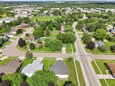 700 Michigan Avenue South Elgin IL 60177