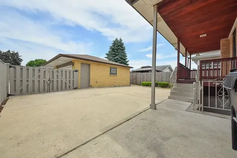 5041 North Knight Avenue Norridge IL 60706