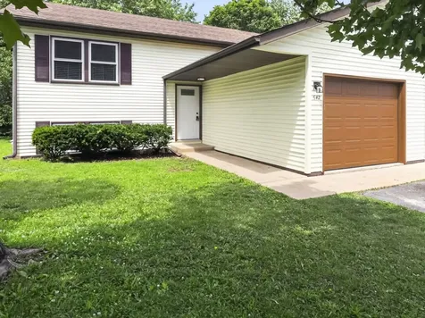 642 Swan Drive Grayslake IL 60030