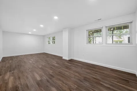 642 Swan Drive Grayslake IL 60030