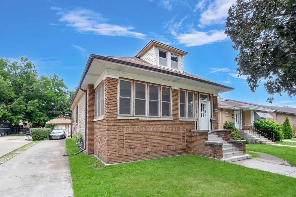 9419 South 54th Avenue Oak Lawn IL 60453