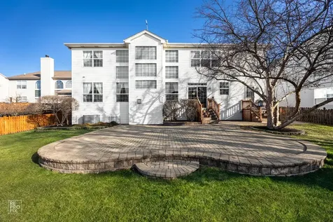 8 Fairfax Court Bolingbrook IL 60490