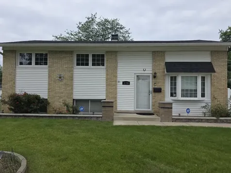 170 East Altgeld Avenue Glendale Heights IL 60139