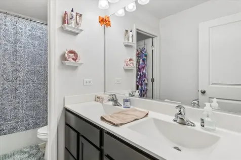 1826 Peyton Terrace Shorewood IL 60404