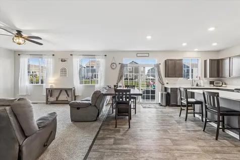 1826 Peyton Terrace Shorewood IL 60404