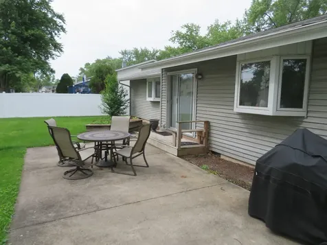 237 North Babcock Drive Palatine IL 60074