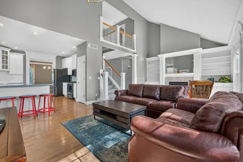14 Rosewood Court Bloomington IL 61704
