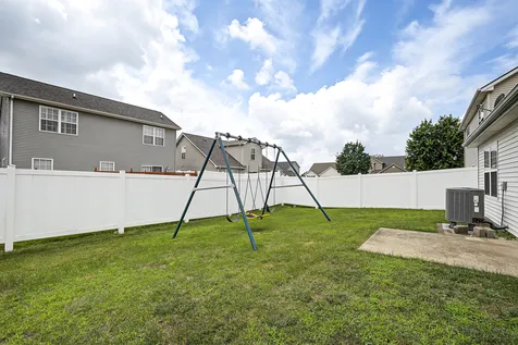 711 Lauterbur Lane Champaign IL 61822