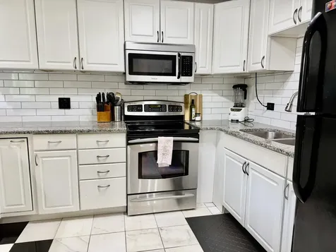 2302 Algonquin Road Rolling Meadows IL 60008