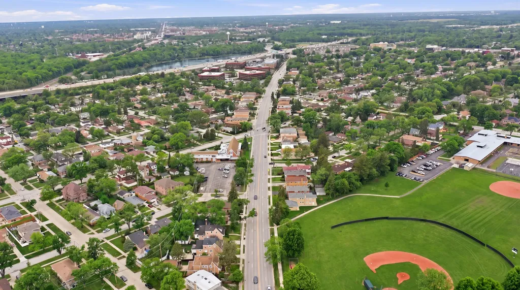 1216 North Northwest Highway Park Ridge IL 60068