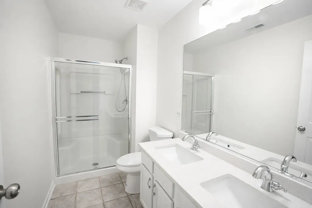 2866 Stonewater Drive Naperville IL 60564