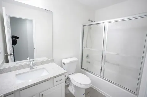 2866 Stonewater Drive Naperville IL 60564