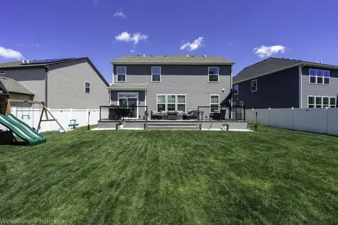 321 South Pointe Avenue South Elgin IL 60177