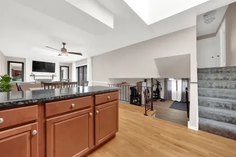 6528 157TH Street Oak Forest IL 60452