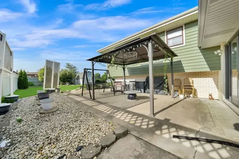 6528 157TH Street Oak Forest IL 60452