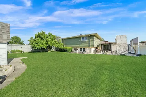 6528 157TH Street Oak Forest IL 60452