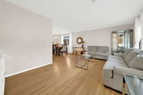 6528 157TH Street Oak Forest IL 60452
