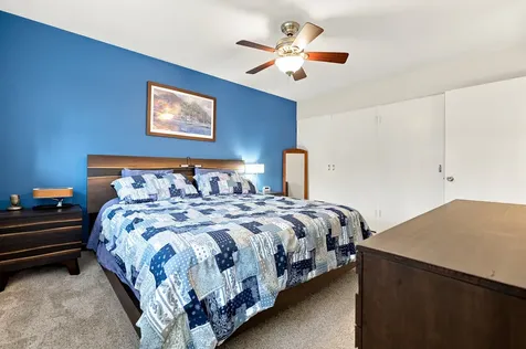 781 Shag Bark Lane Deerfield IL 60015