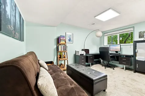 781 Shag Bark Lane Deerfield IL 60015