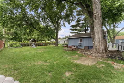 2912 43RD Street Rock Island IL 61201