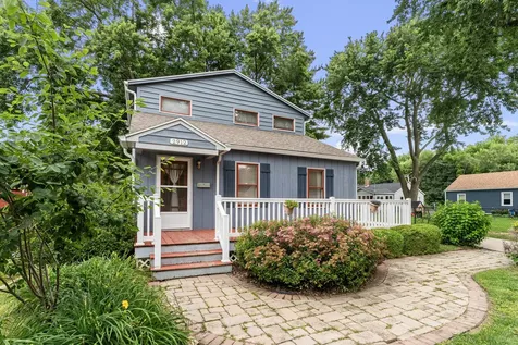 2912 43RD Street Rock Island IL 61201