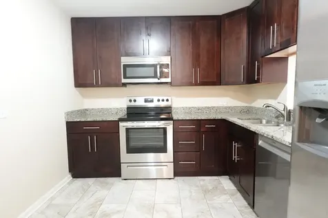 1265 North Sterling Avenue Palatine IL 60067