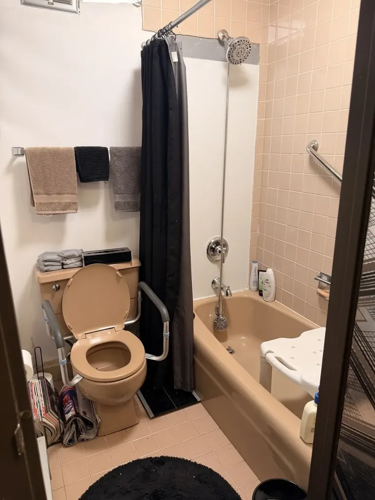 4170 North Marine Drive Chicago IL 60613