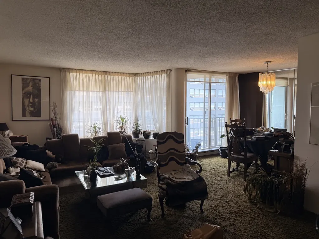 4170 North Marine Drive Chicago IL 60613
