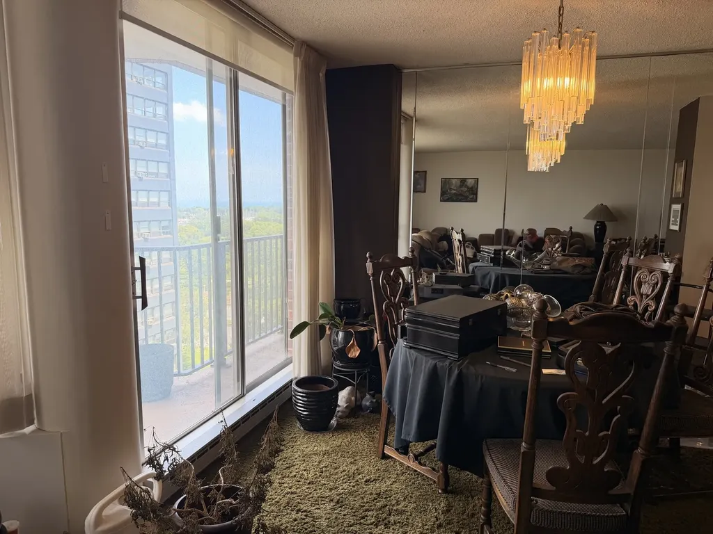 4170 North Marine Drive Chicago IL 60613