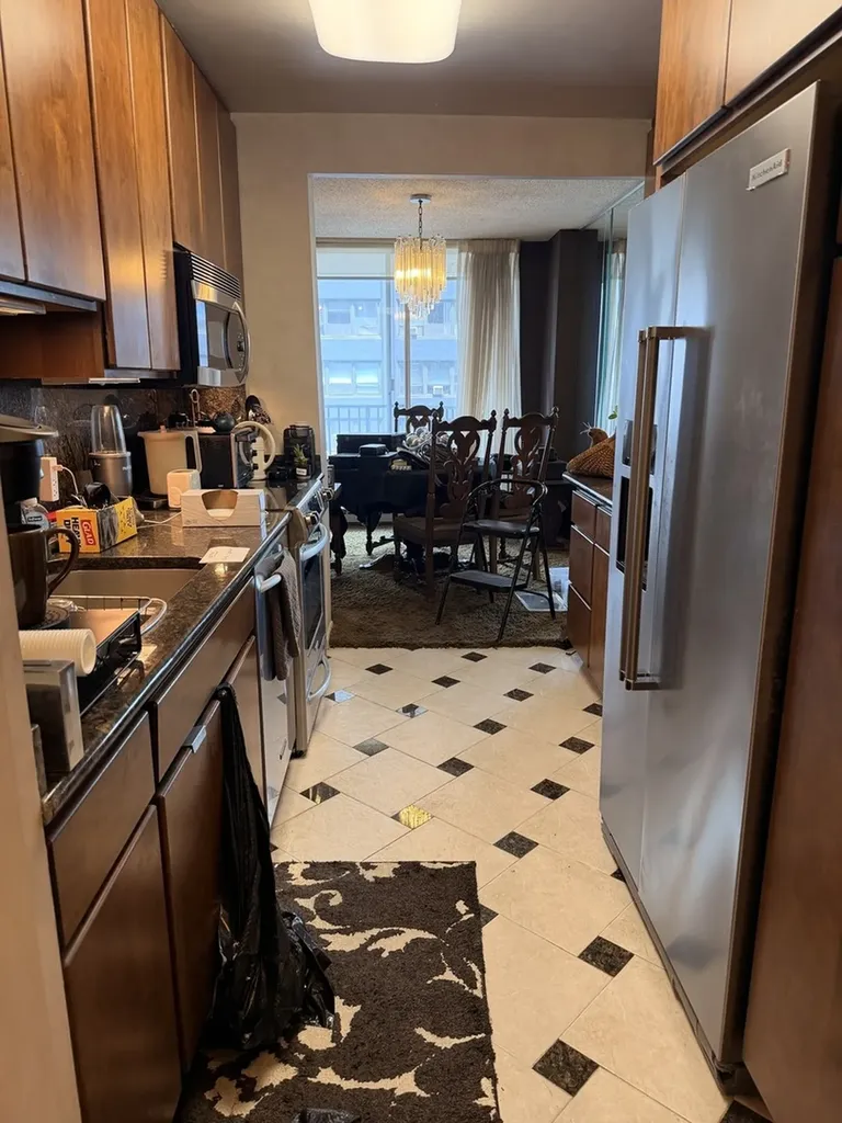 4170 North Marine Drive Chicago IL 60613