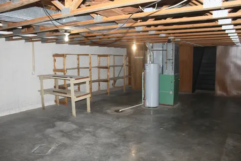 816 Oaklawn Avenue East Moline IL 61244