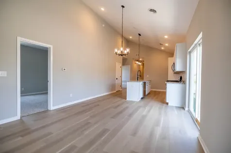 12 Redbud Row Ottawa IL 61350