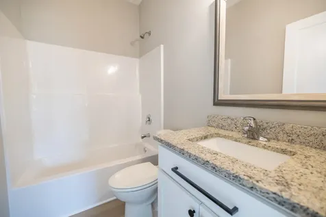 12 Redbud Row Ottawa IL 61350