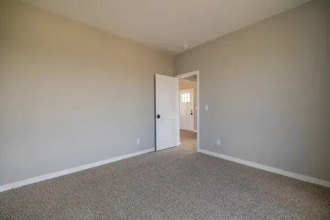 12 Redbud Row Ottawa IL 61350
