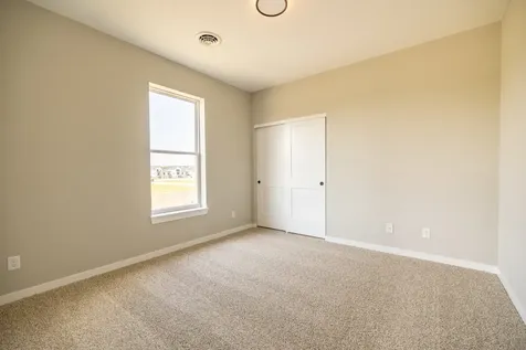 12 Redbud Row Ottawa IL 61350