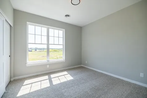 12 Redbud Row Ottawa IL 61350